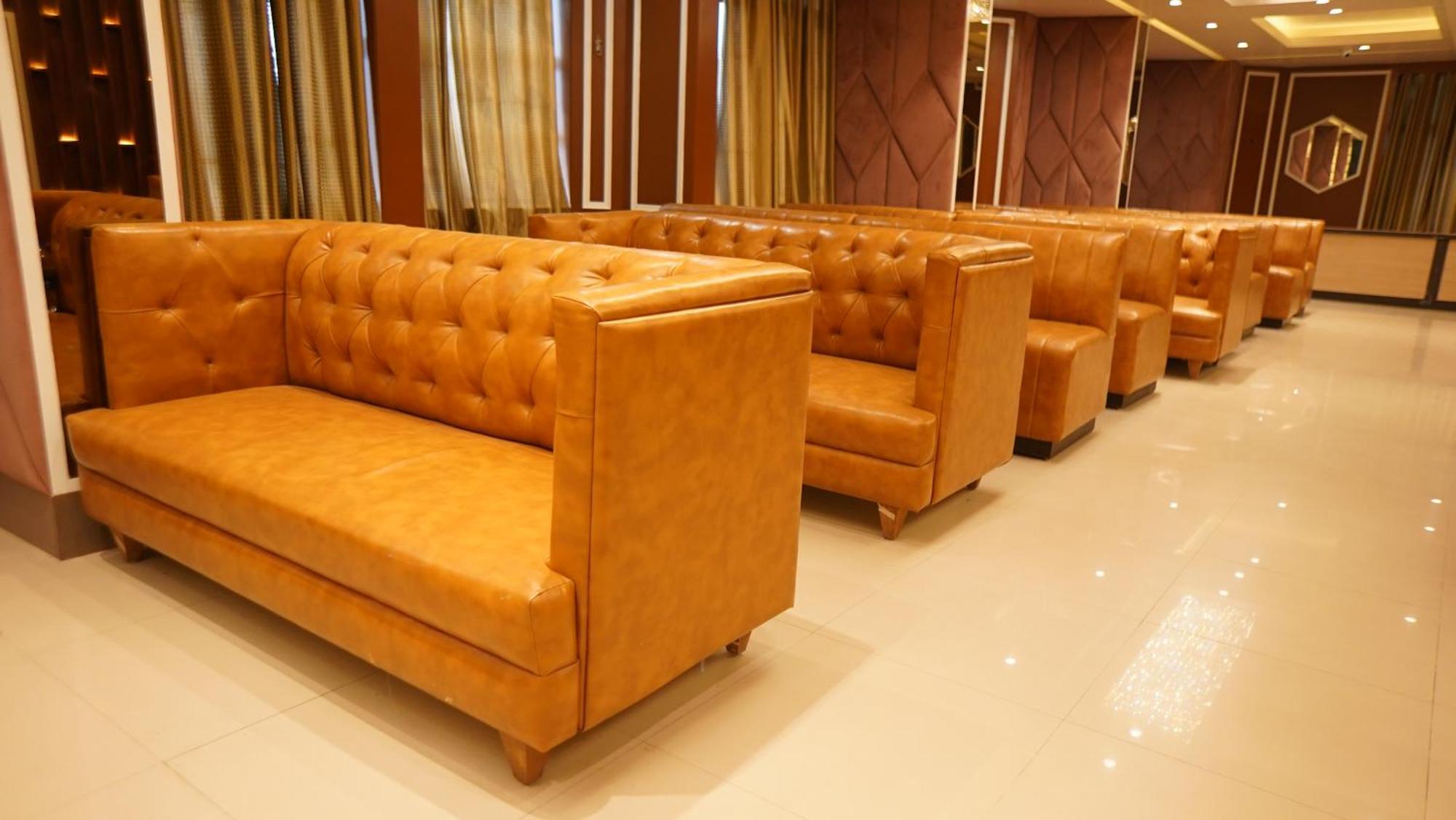 Hotel Park Regency Gorakhpur Esterno foto